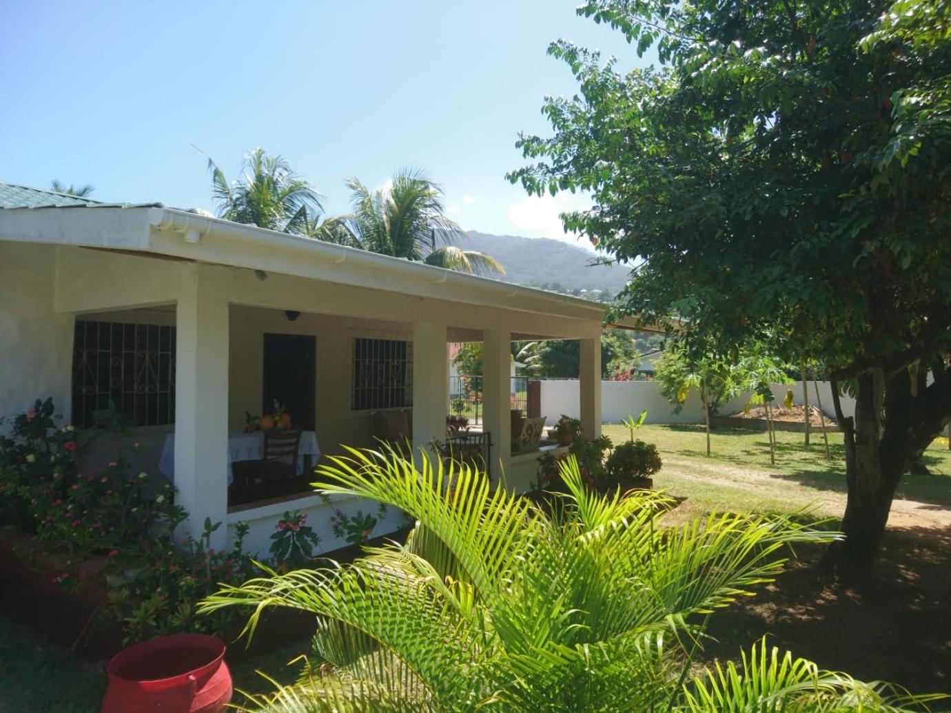 Hcs Bungalows Turtle Bay Rustic Bungalow Au Cap Exterior photo